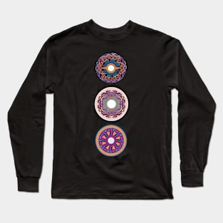 swirling psychedelic portals Long Sleeve T-Shirt